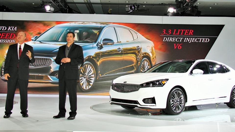 2016 NY Auto Show CADENZA PRESS EVENT