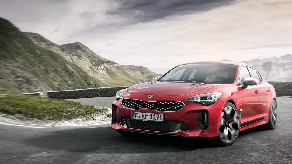 Kia Stinger red