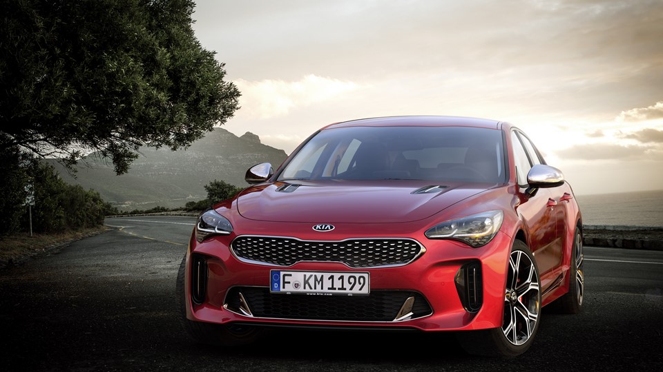 Kia Stinger red