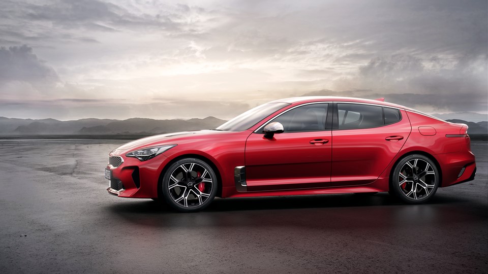Kia Stinger red