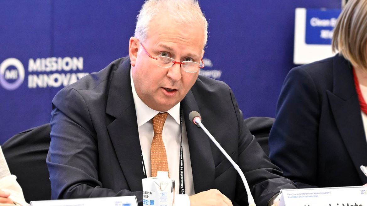  p 2 h m g p h v e t cem16