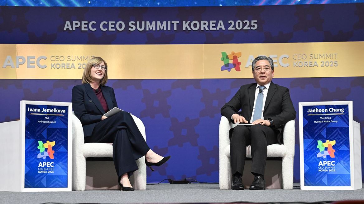 HMG Advances Hydrogen Vision in Dialogue at APEC CEO Summit Korea 2025