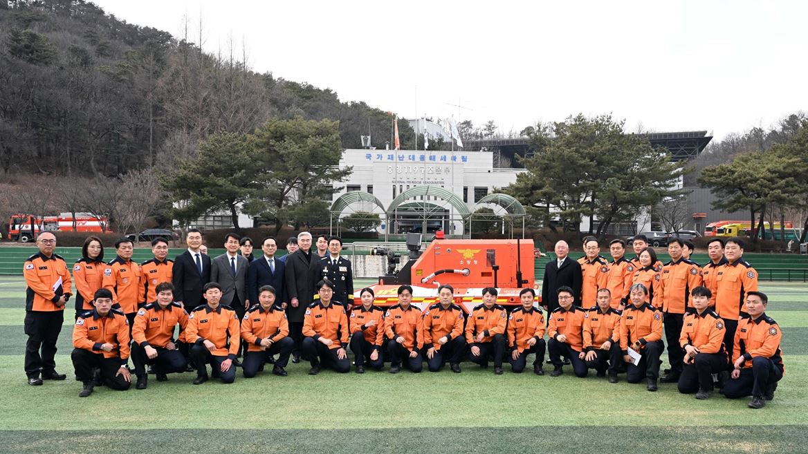 Hyundai Motor Group Donates Unmanned Firefighting Robots to Korea National Fire Agency for Safeguarding Firefighters
