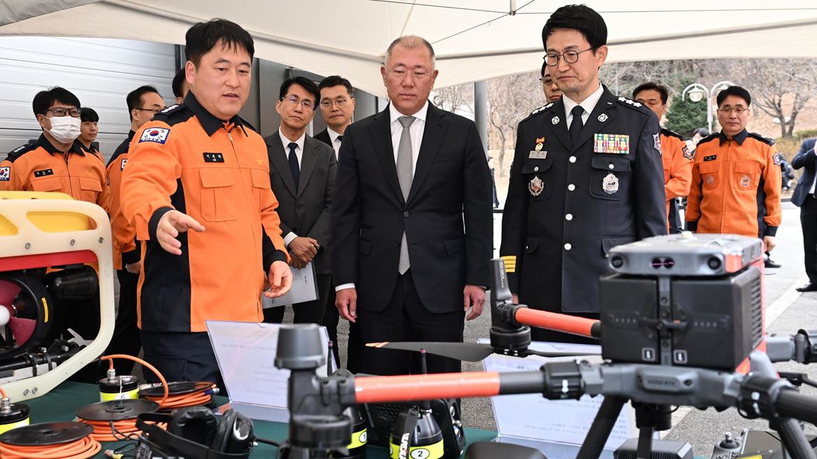 Hyundai Motor Group Donates Unmanned Firefighting Robots to Korea National Fire Agency for Safeguarding Firefighters
