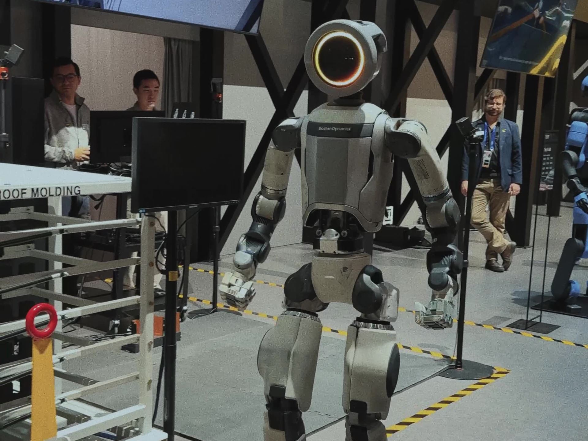 short-2026-ces-booth