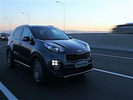 Sportage GT Line Driving 1 Sportage GT Line Driving 1