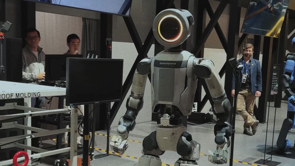 short-2026-ces-booth