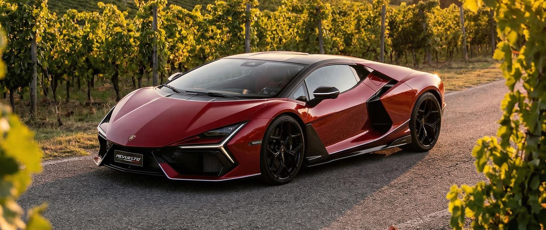 automobili-lamborghini-celebrates-april-fool-s-day-with-a-playful-take-on-colour