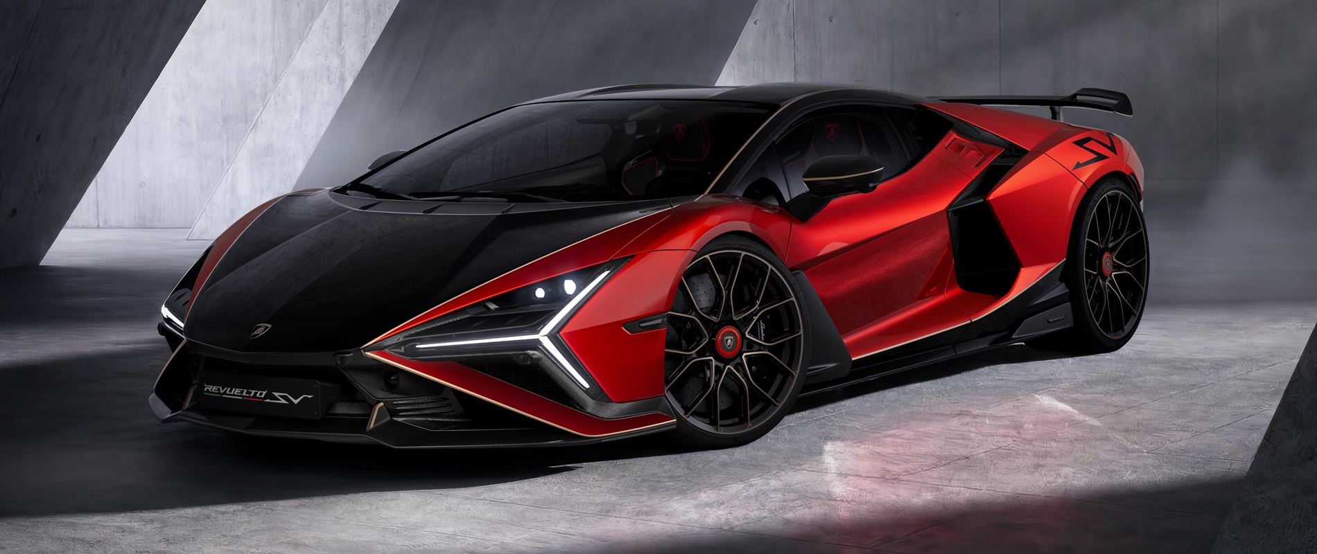 lamborghini-revuelto-sv--the-quantum-of-driving