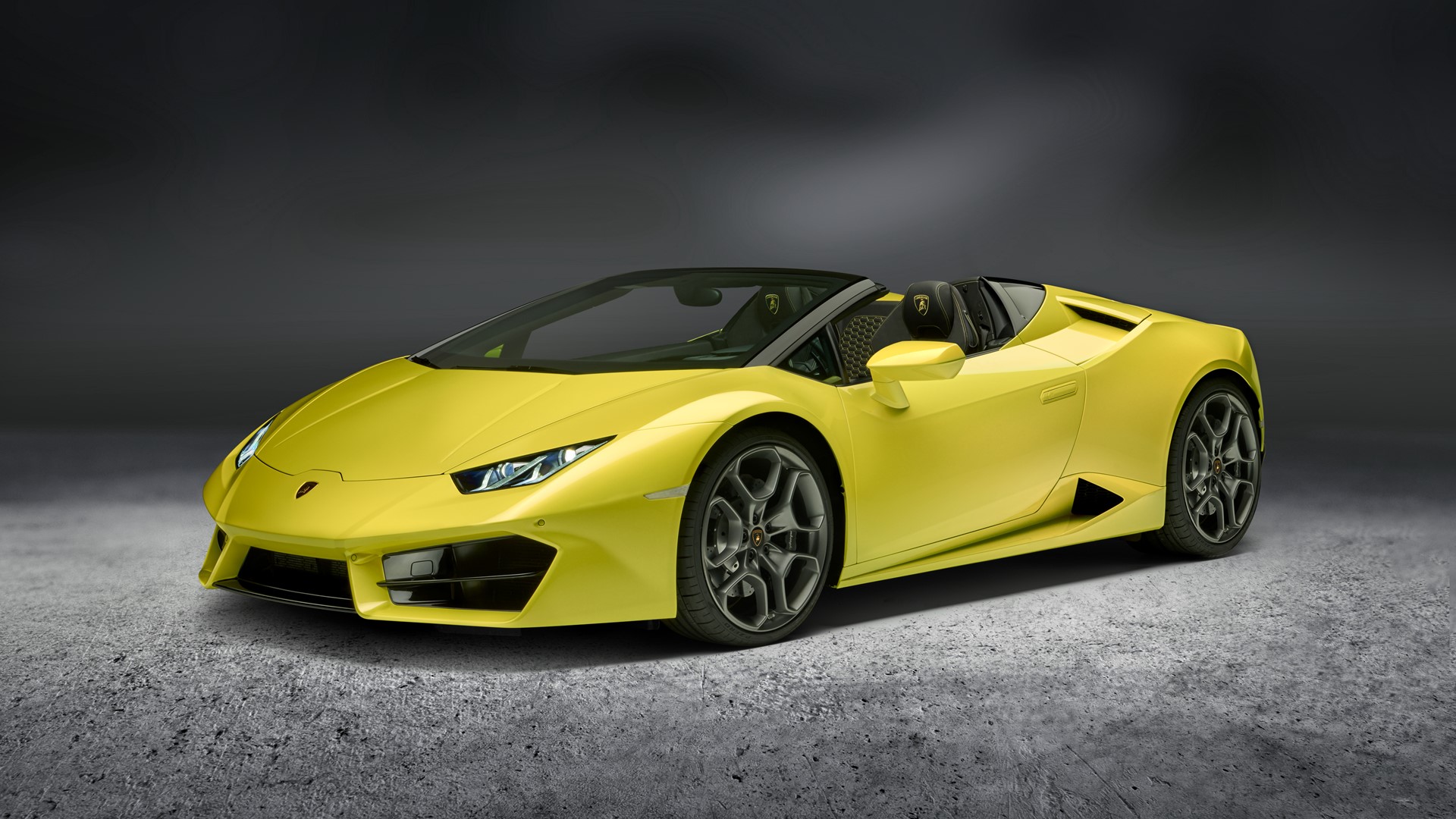 Huracan RWD Spyder 3-4 Front
