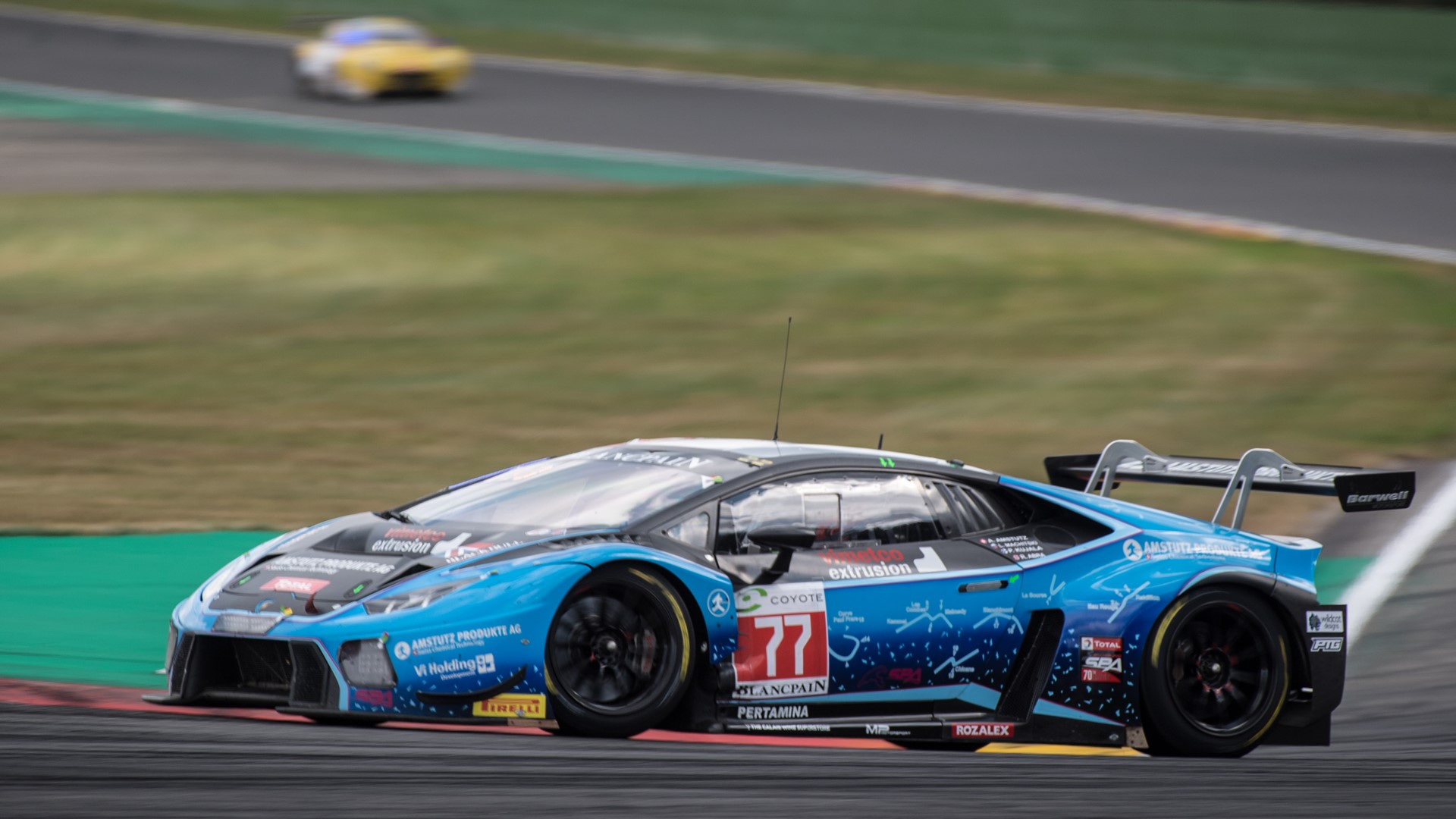 #77 Barwell Motorsport Lamborghini