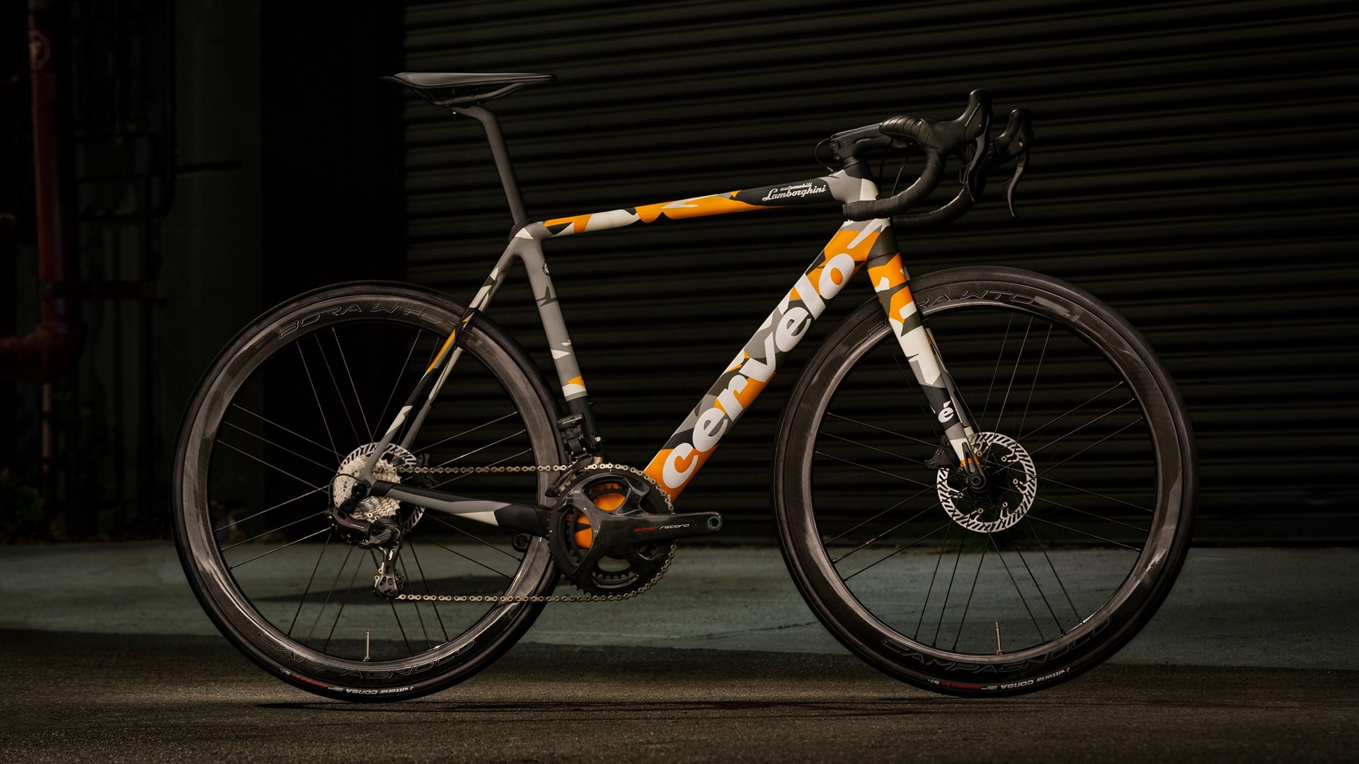 Automobili Lamborghini And Cervelo Present The New R5 Bicycle In A Limited Edition