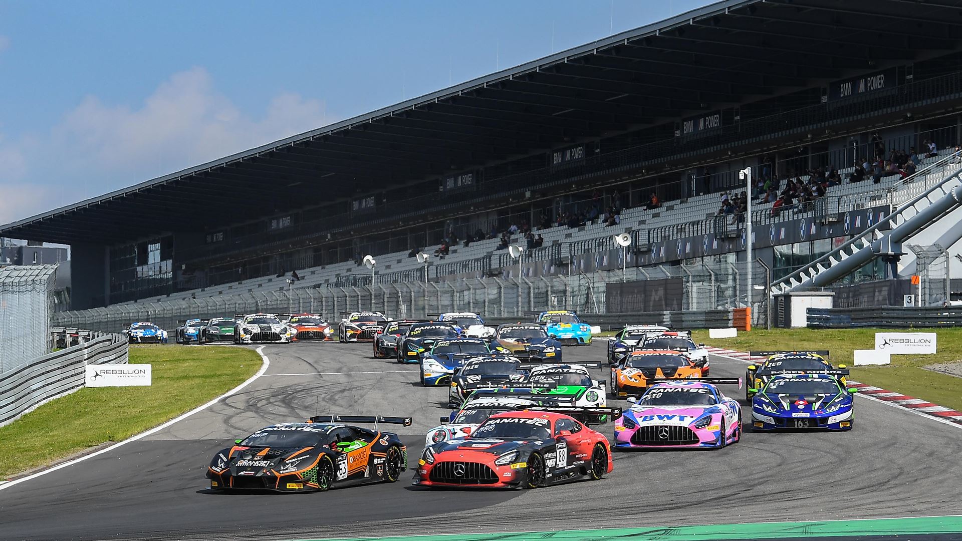 GT World Challenge Europe Nürburgring - Race start