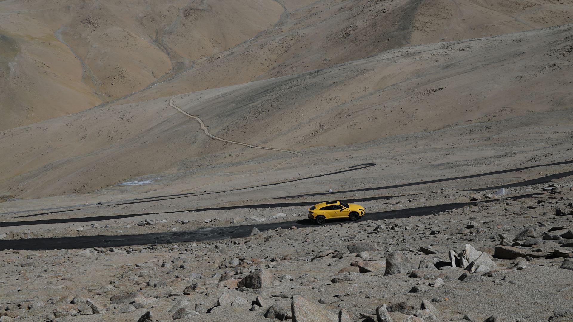 Lamborghini Urus unlocks the world’s highest driveable road in India - Image 5