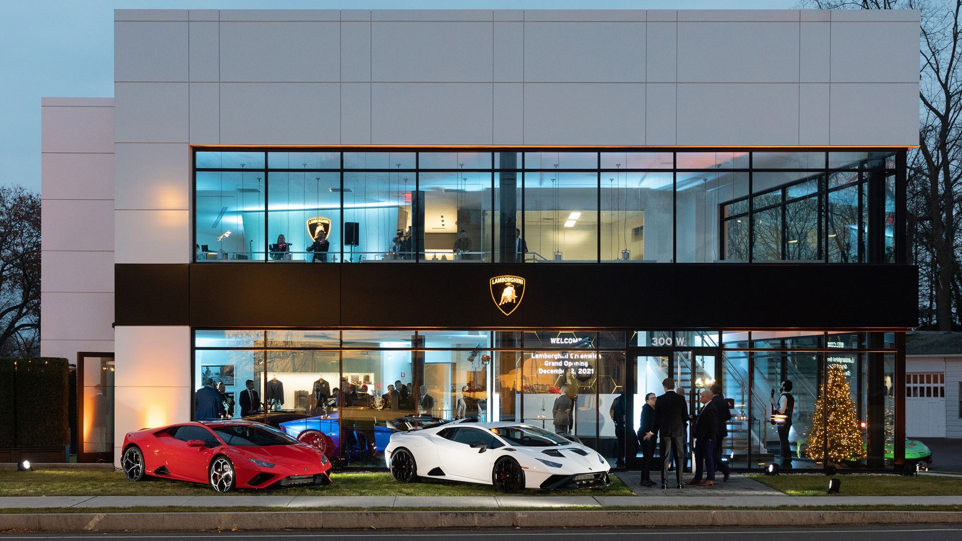 Lamborghini Expands Retail Footprint in US with New Showroom in Greenwich, CT - Image 6