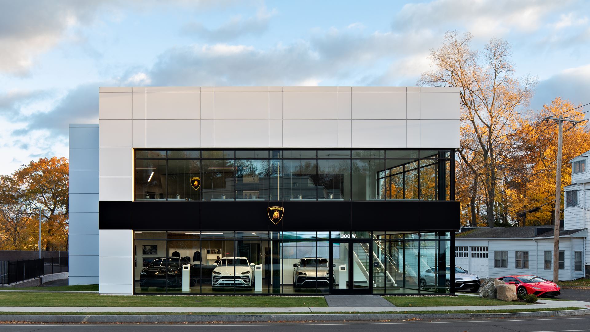 Lamborghini Expands Retail Footprint in US with New Showroom in Greenwich, CT - Image 8