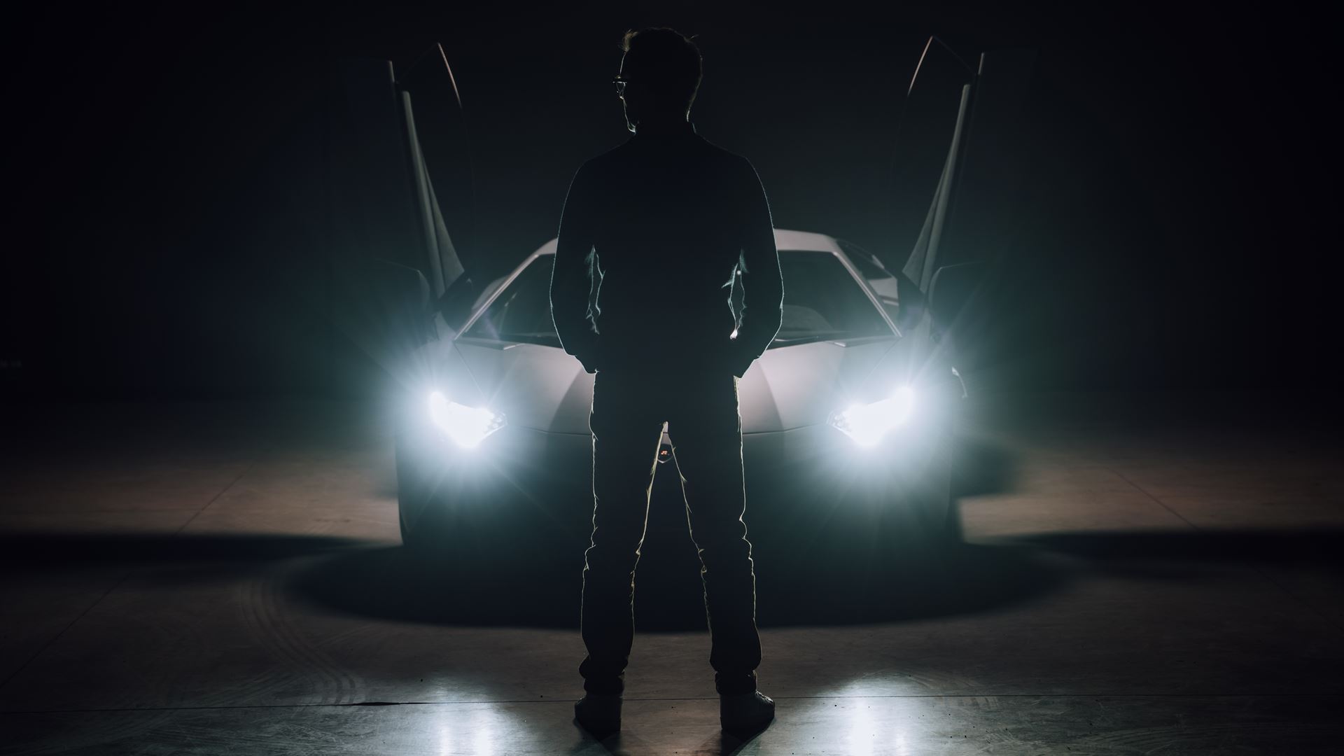 Fabian Oefner the artist behind the first Lamborghini NFT