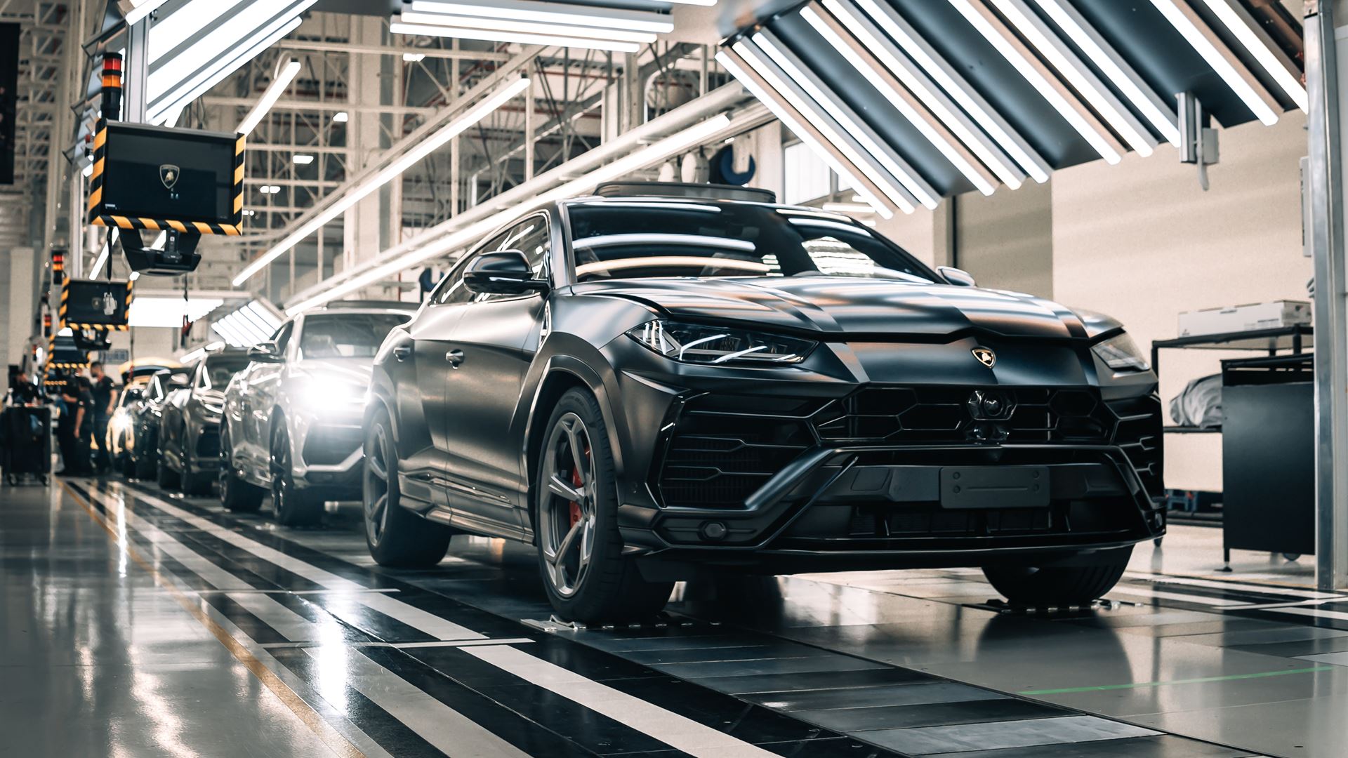 Urus assembly line