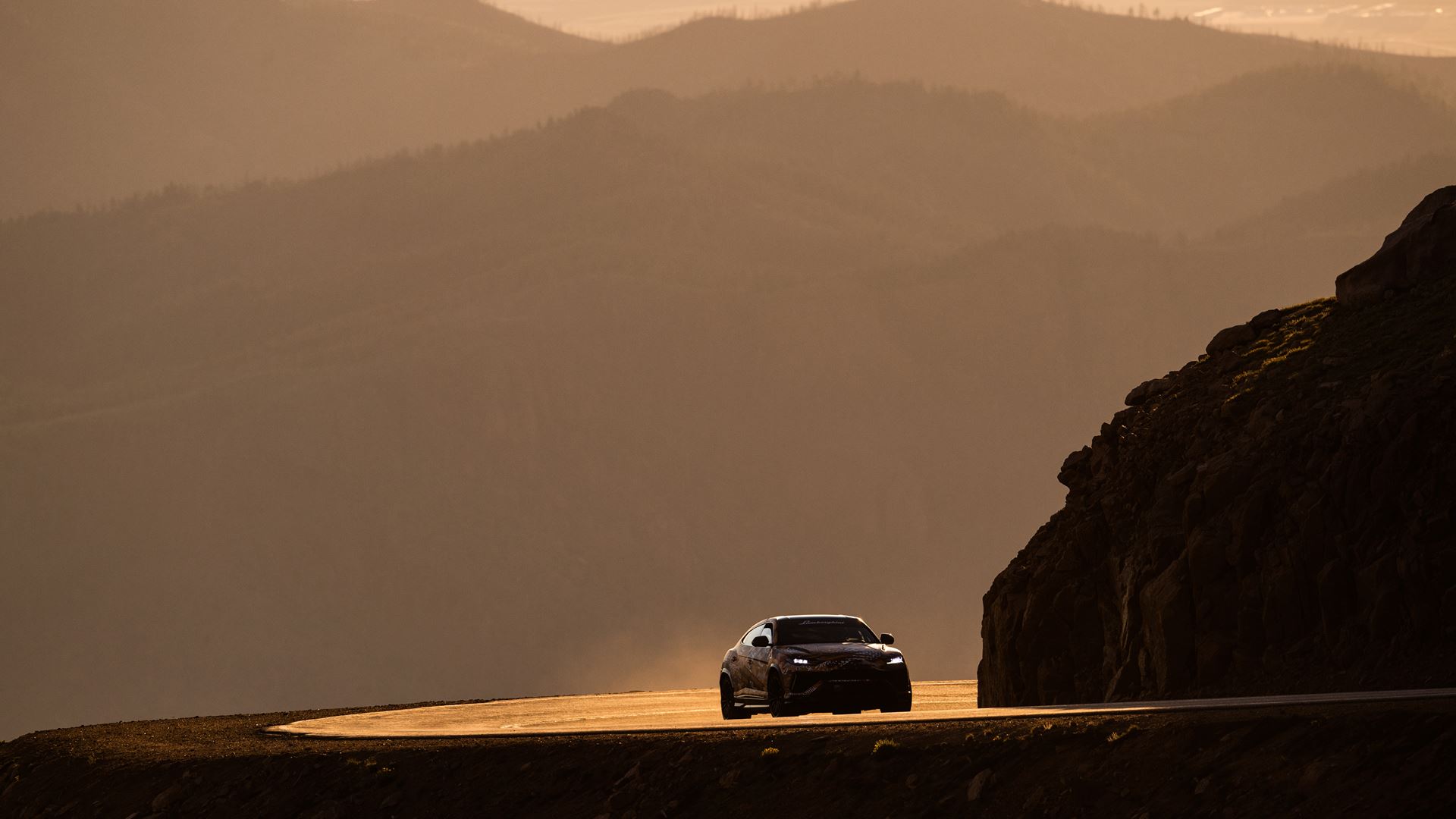 Lamborghini Urus - Pikes Peak Record 2022