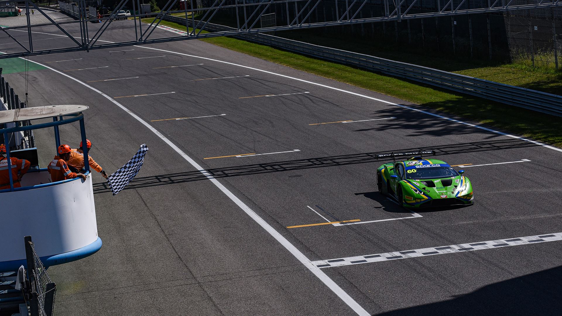 Lamborghini Hurac n GT3 EVO2 VSR Italian GT Sprint finish line