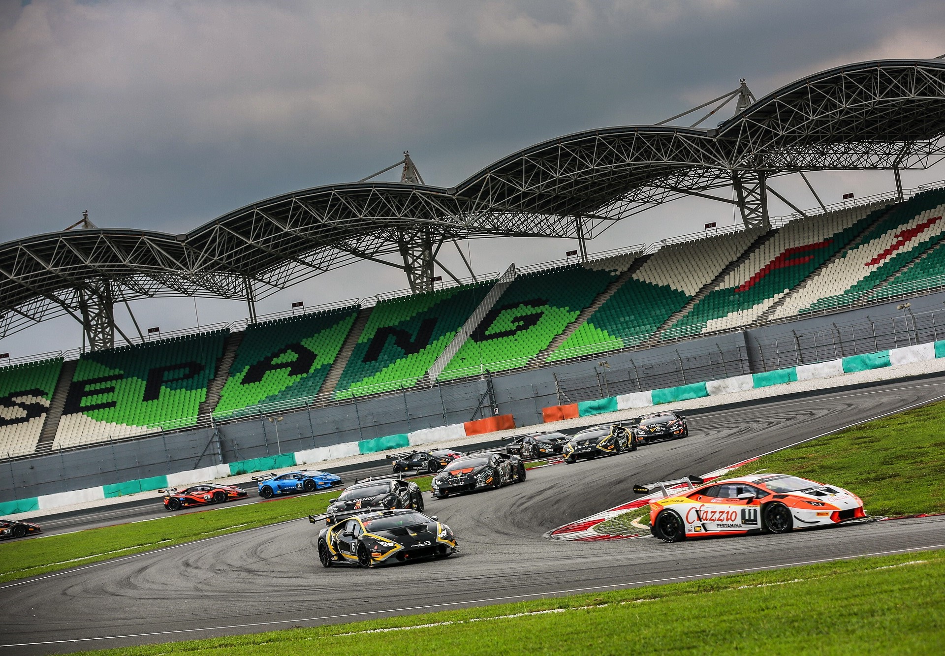 SEPANG R2 Stands
