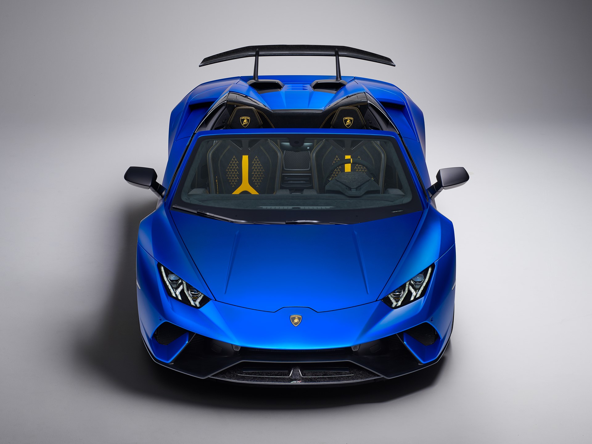 Huracan Performante Spyder front - top
