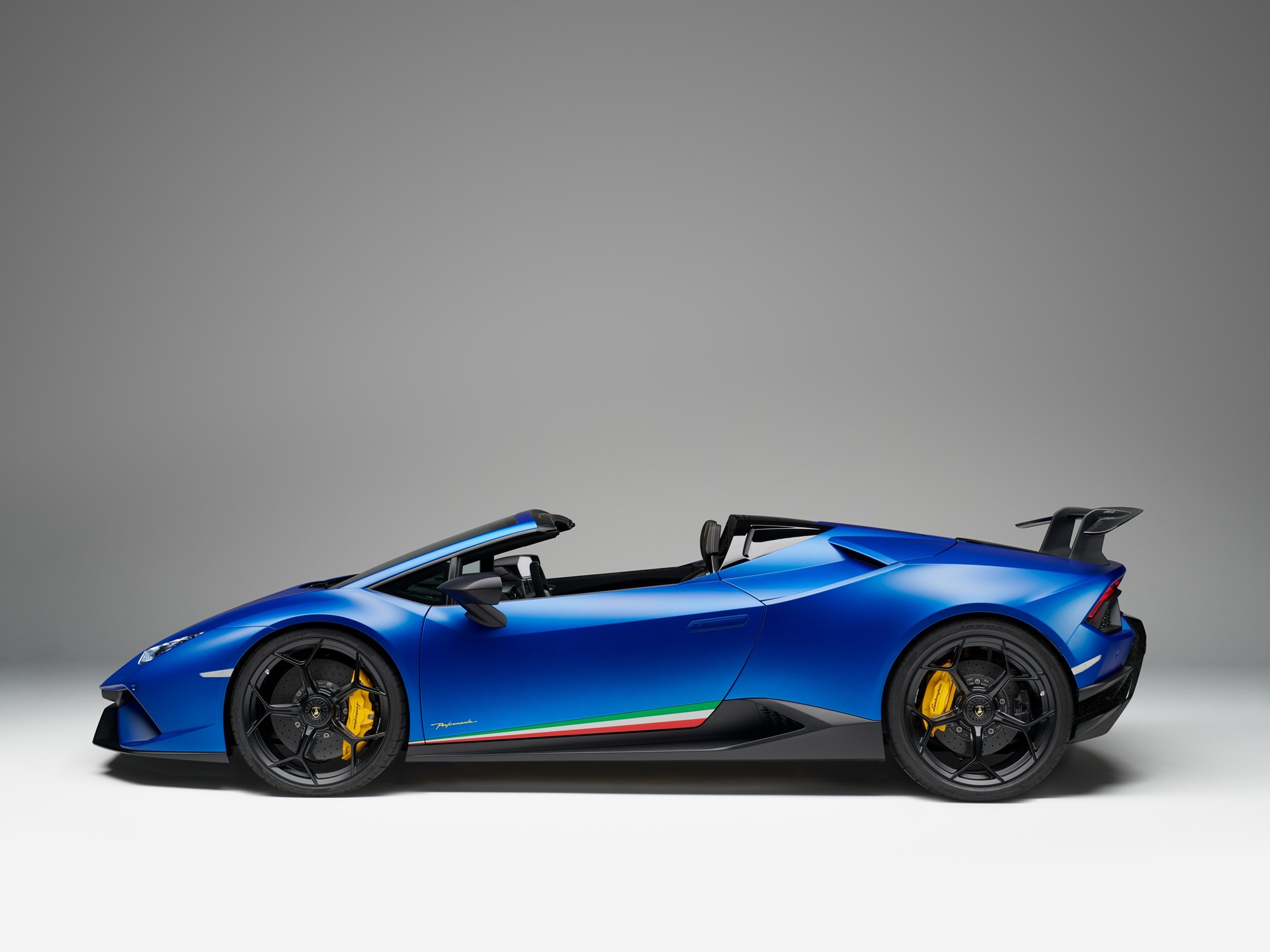 Huracan Performante Spyder side-open