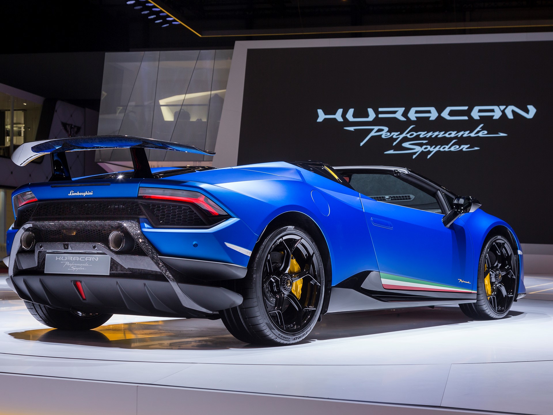 Huracan Performante Spyder - Geneva 2018