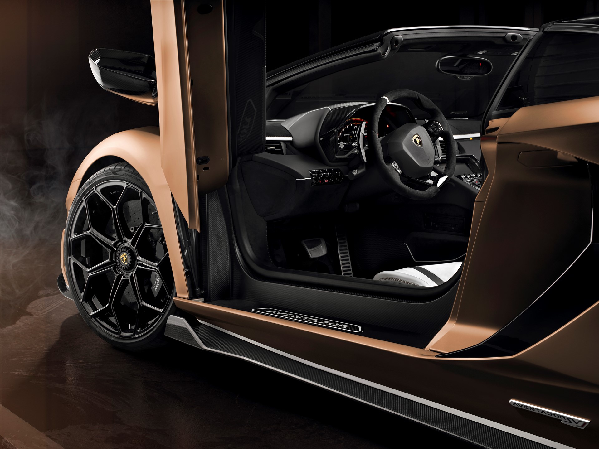 Aventador SVJ Roadster 8