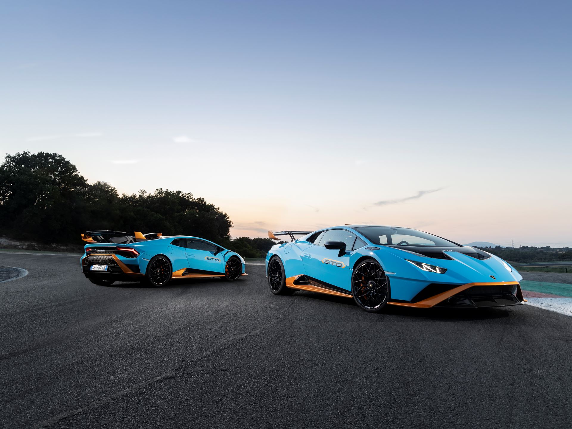 Huracan STO Blu Laufey