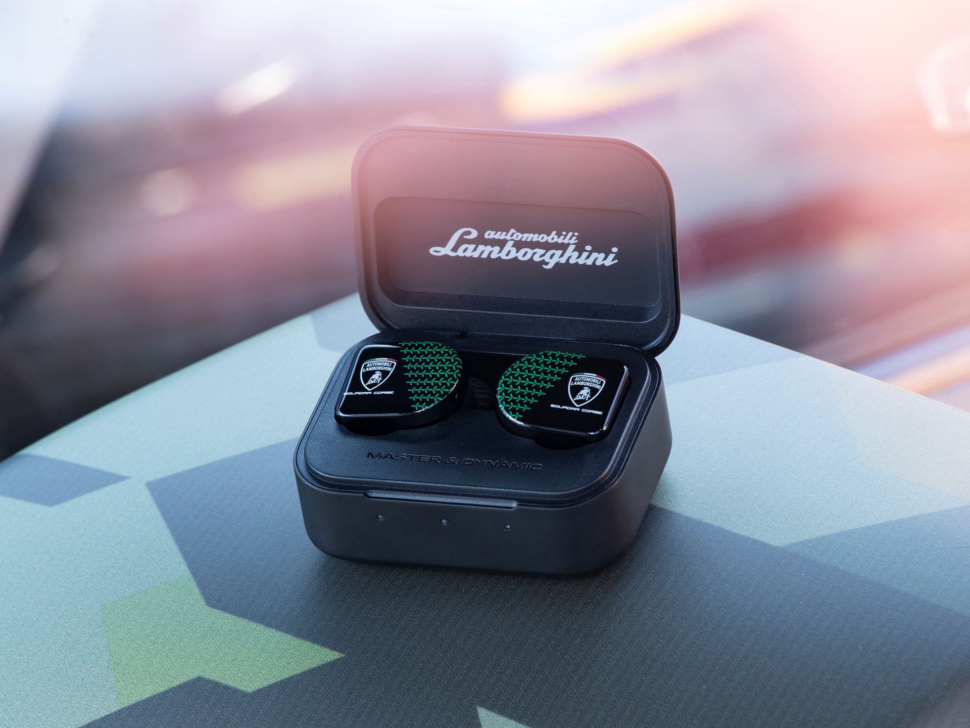 Lamborghini Squadra Corse - Master & Dynamic