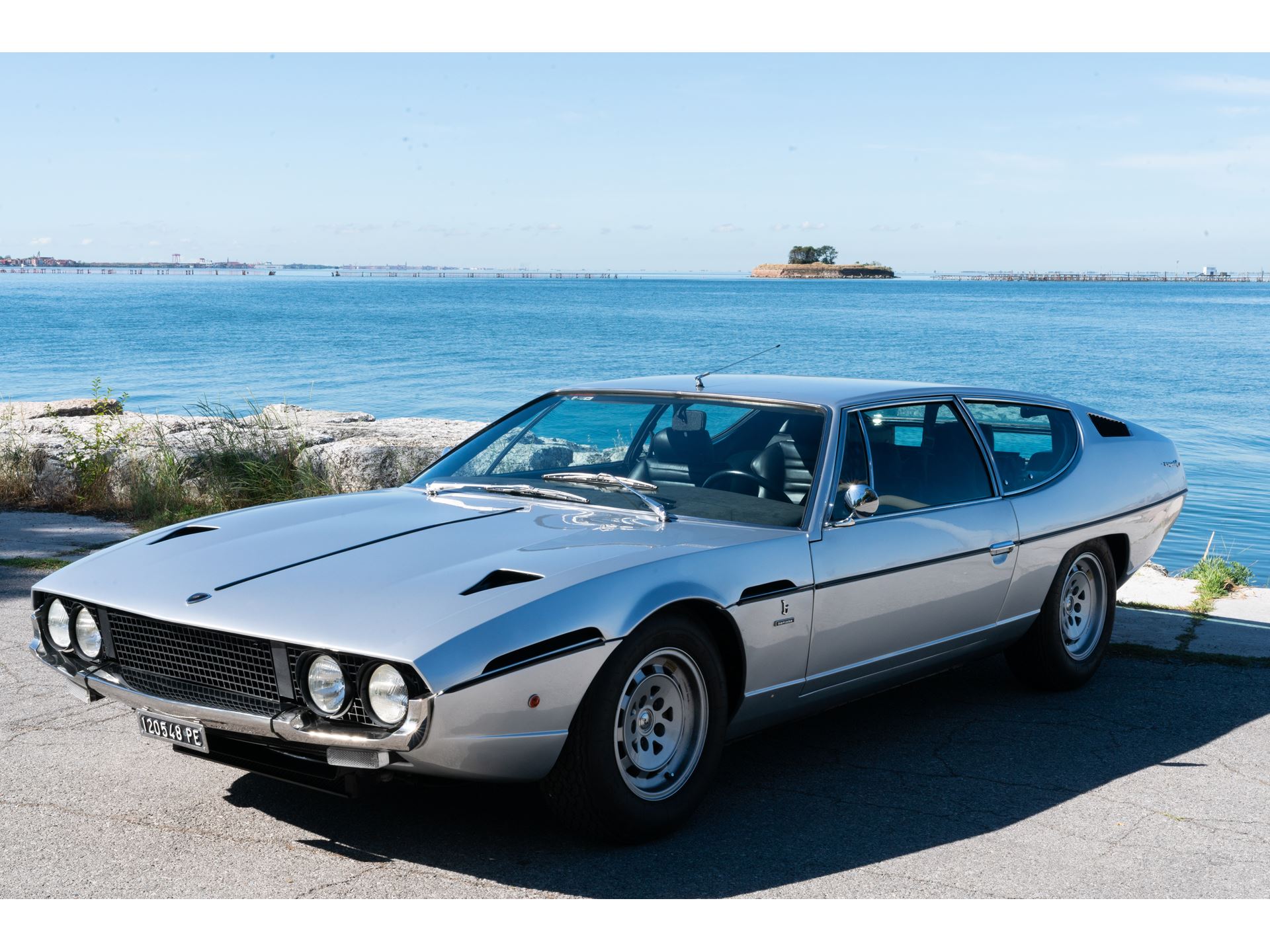 Espada 400 GT the legendary V12 Lamborghini