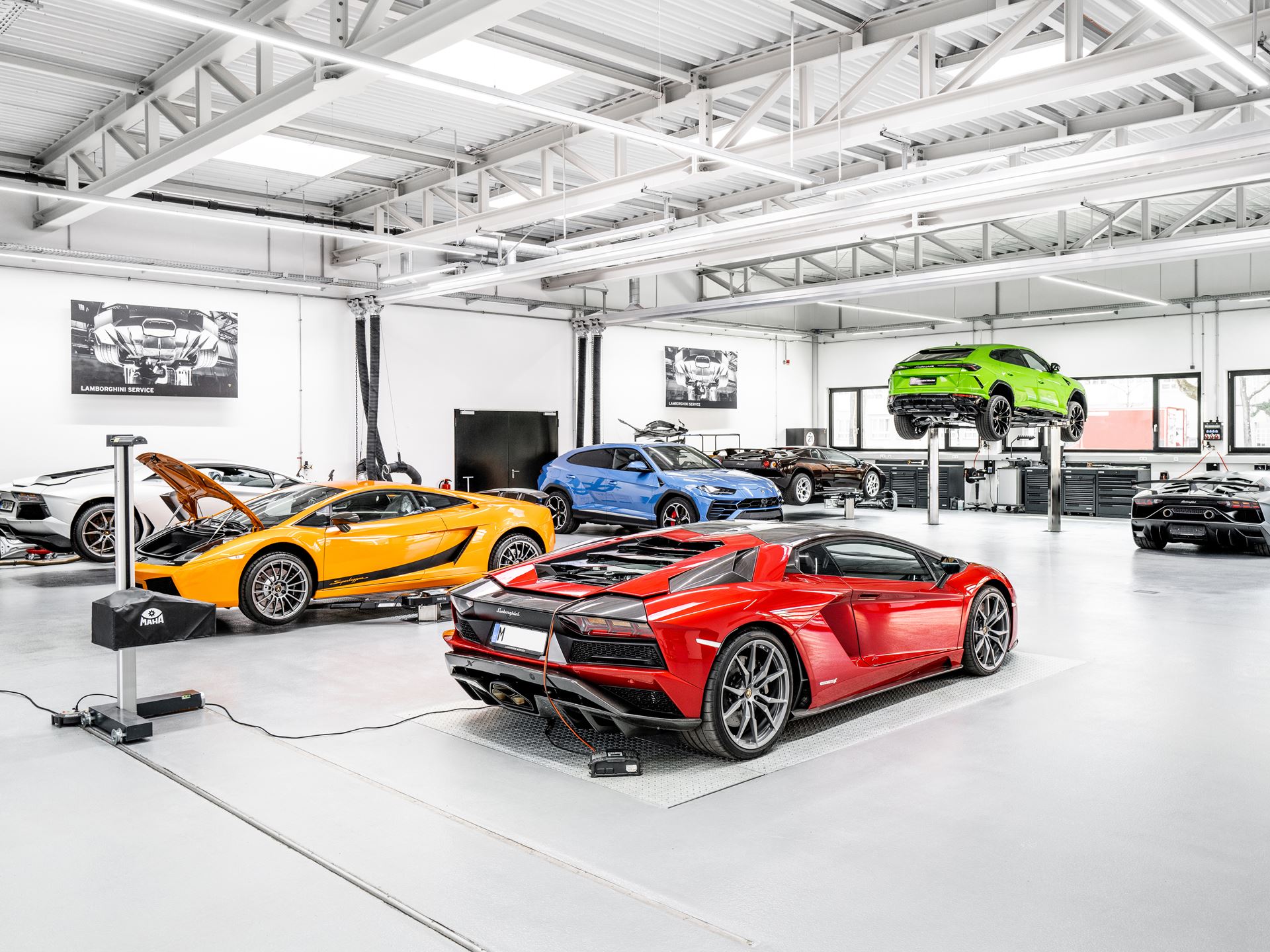 Lamborghini Munich Workshop