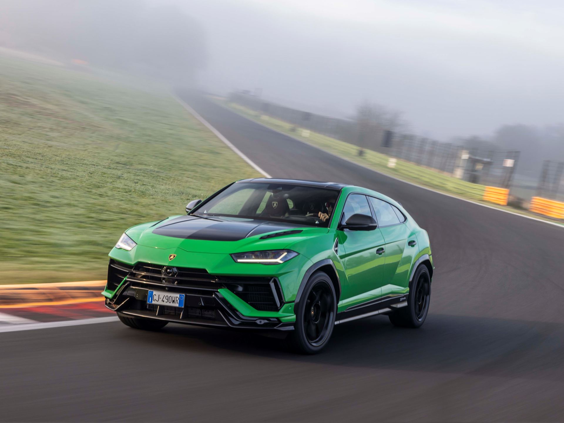 Lamborghini Urus Performante Dynamic Launch Vallelunga 2022