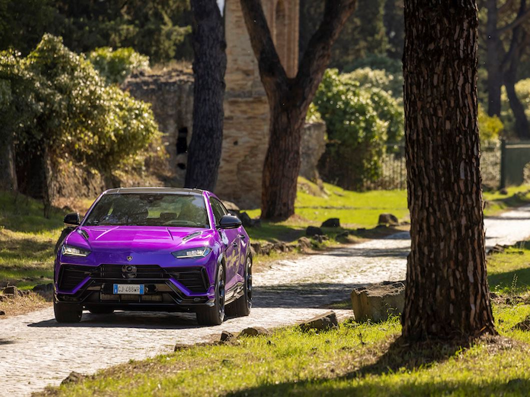 Urus Performante Dynamic Launch Vallelunga 2022