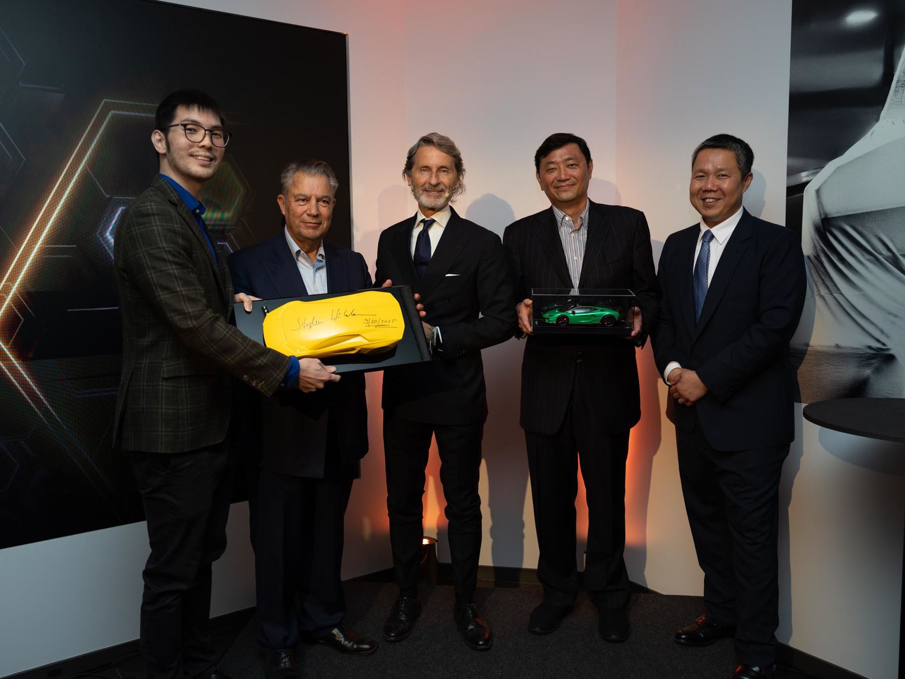 U Peng Tan Mehmet Dalman Stephan Winkelmann Robin Tan Ken Choo