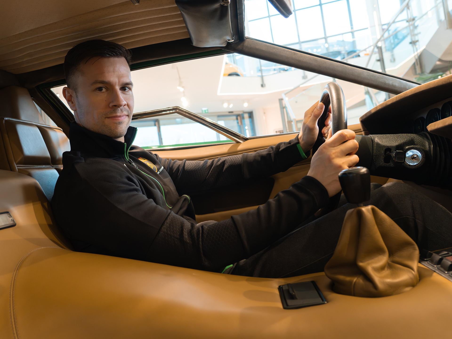 Patric Niederhauser joins Lamborghini Squadra Corse as official factory driver