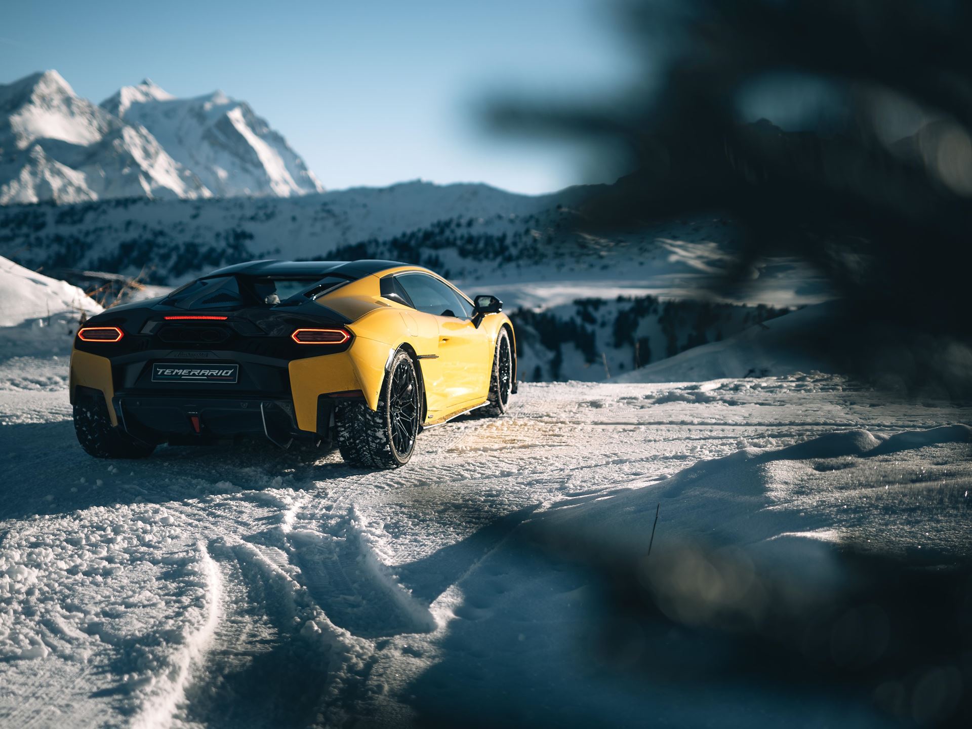 SHEdrivesaLambo Courchevel Edition