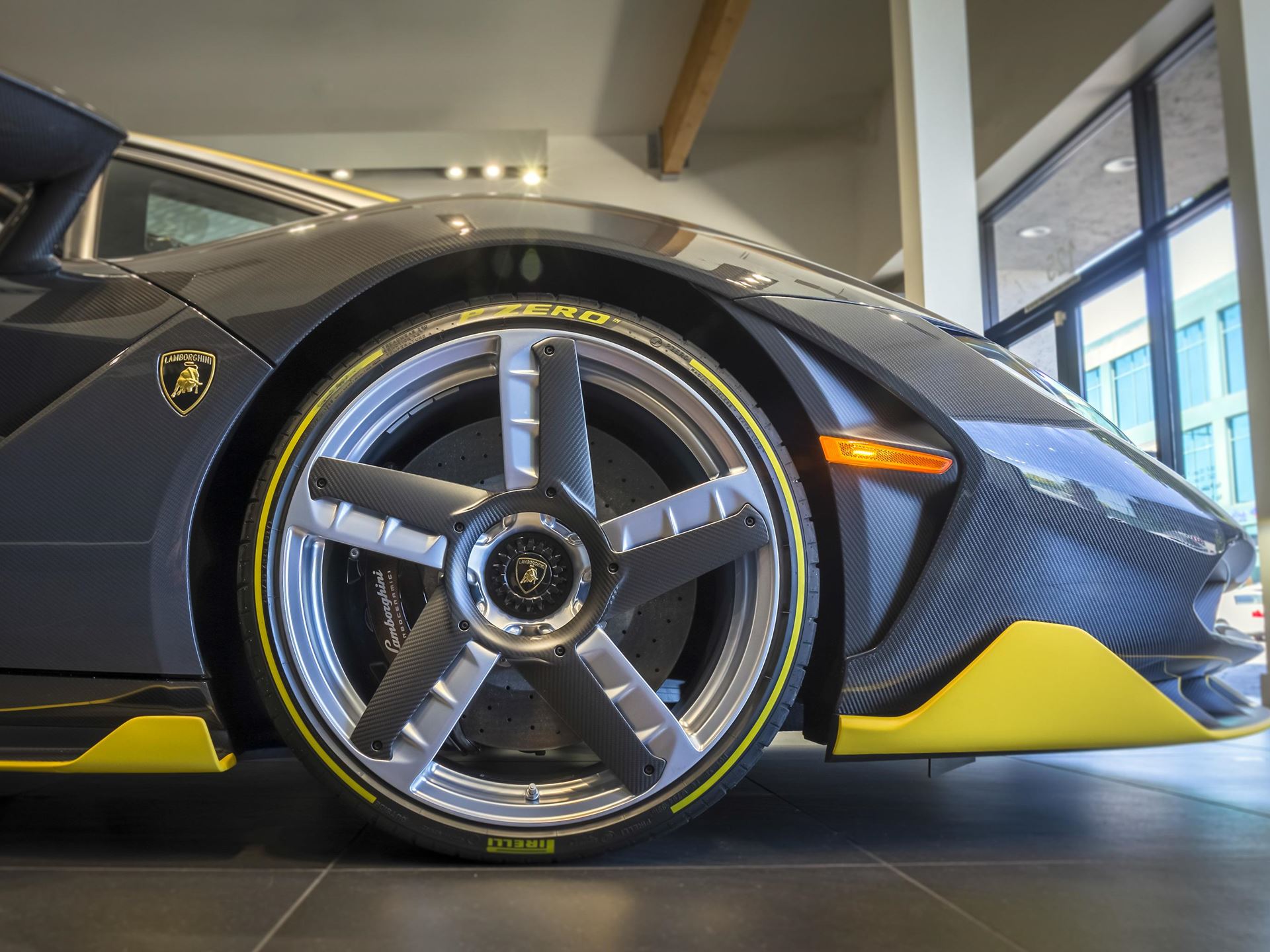 Centenario Roadster
