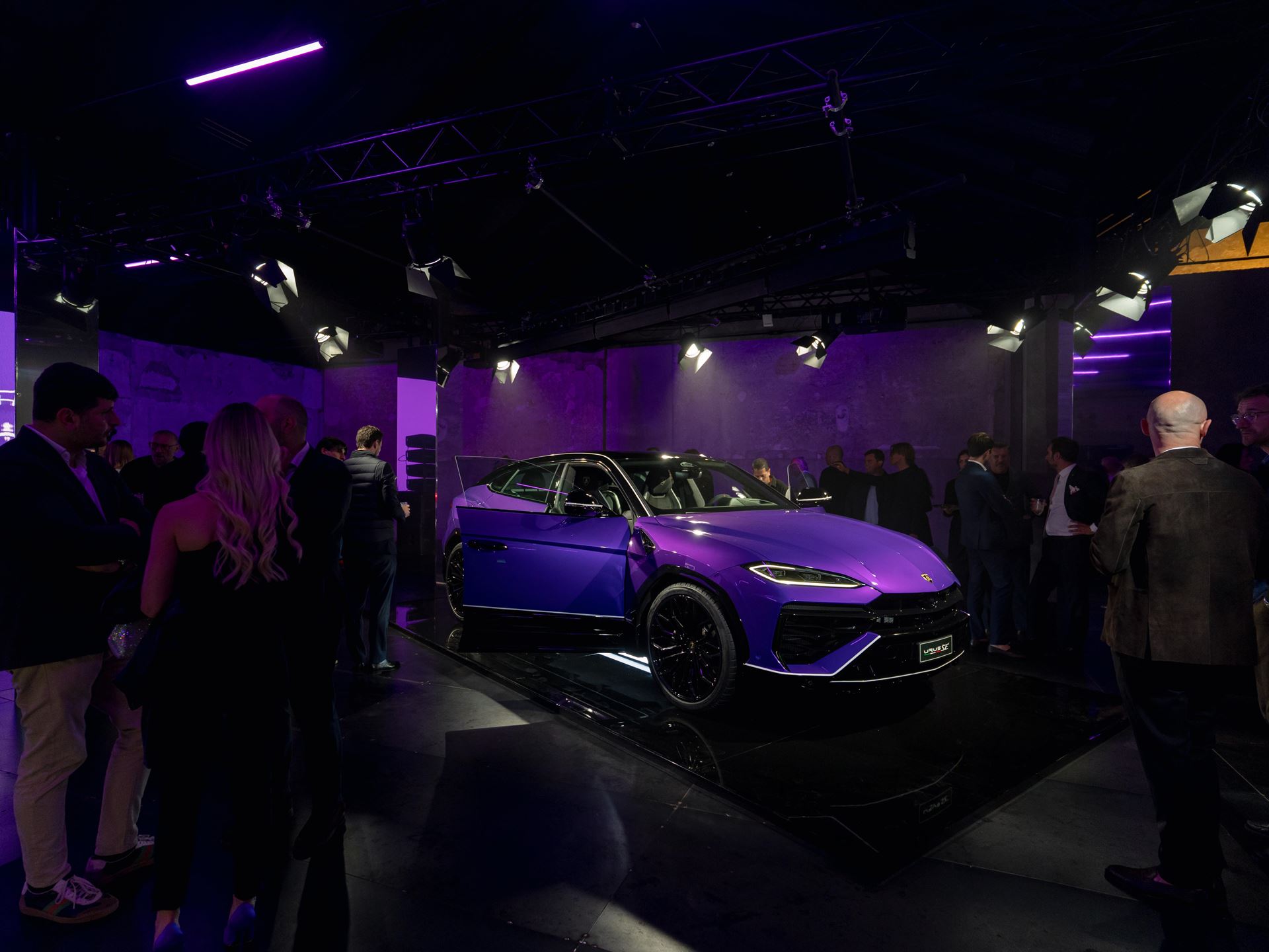 Urus SE Tettonero Capsule at Milan Design Week