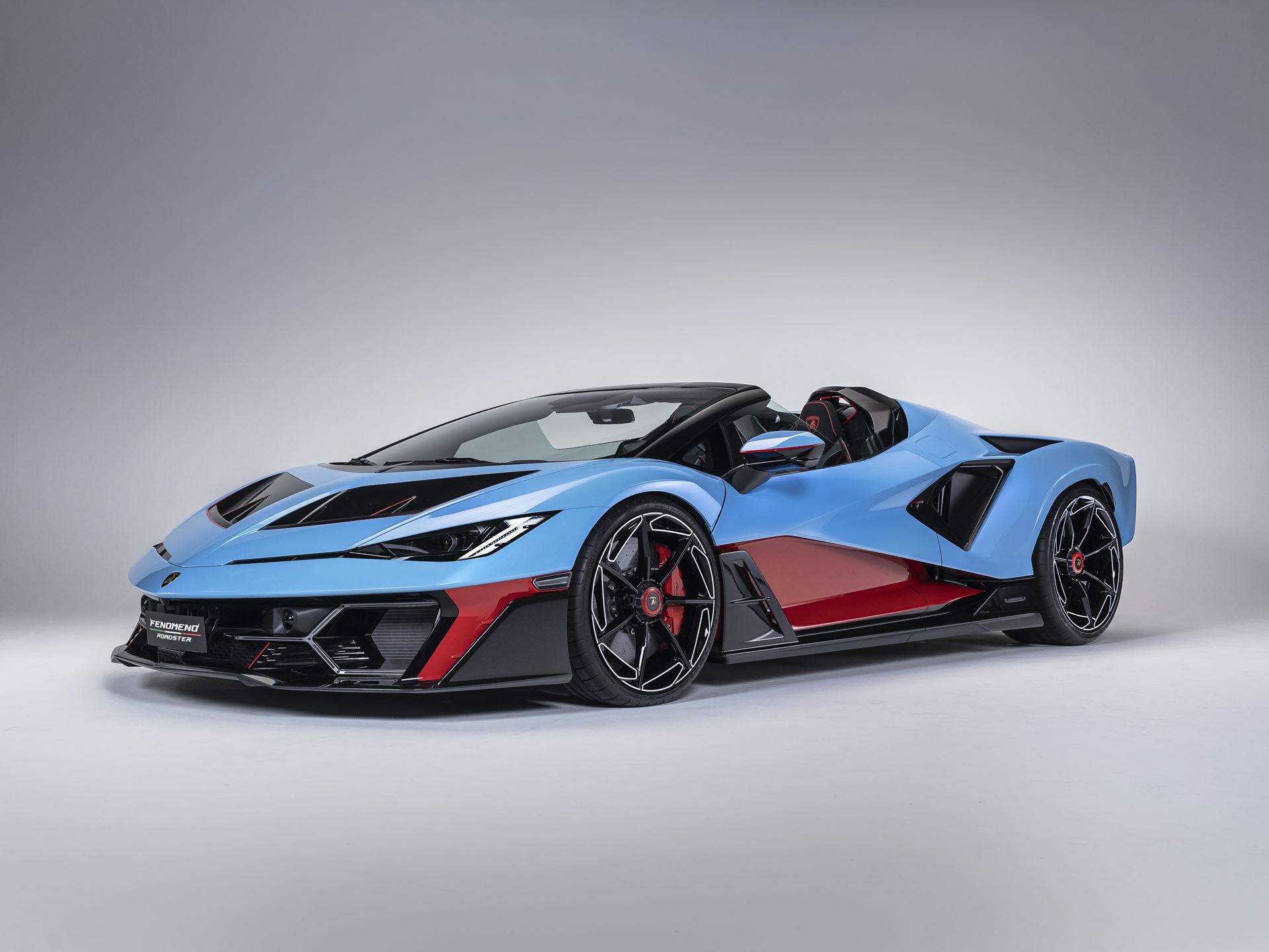 Fenomeno Roadster Studio