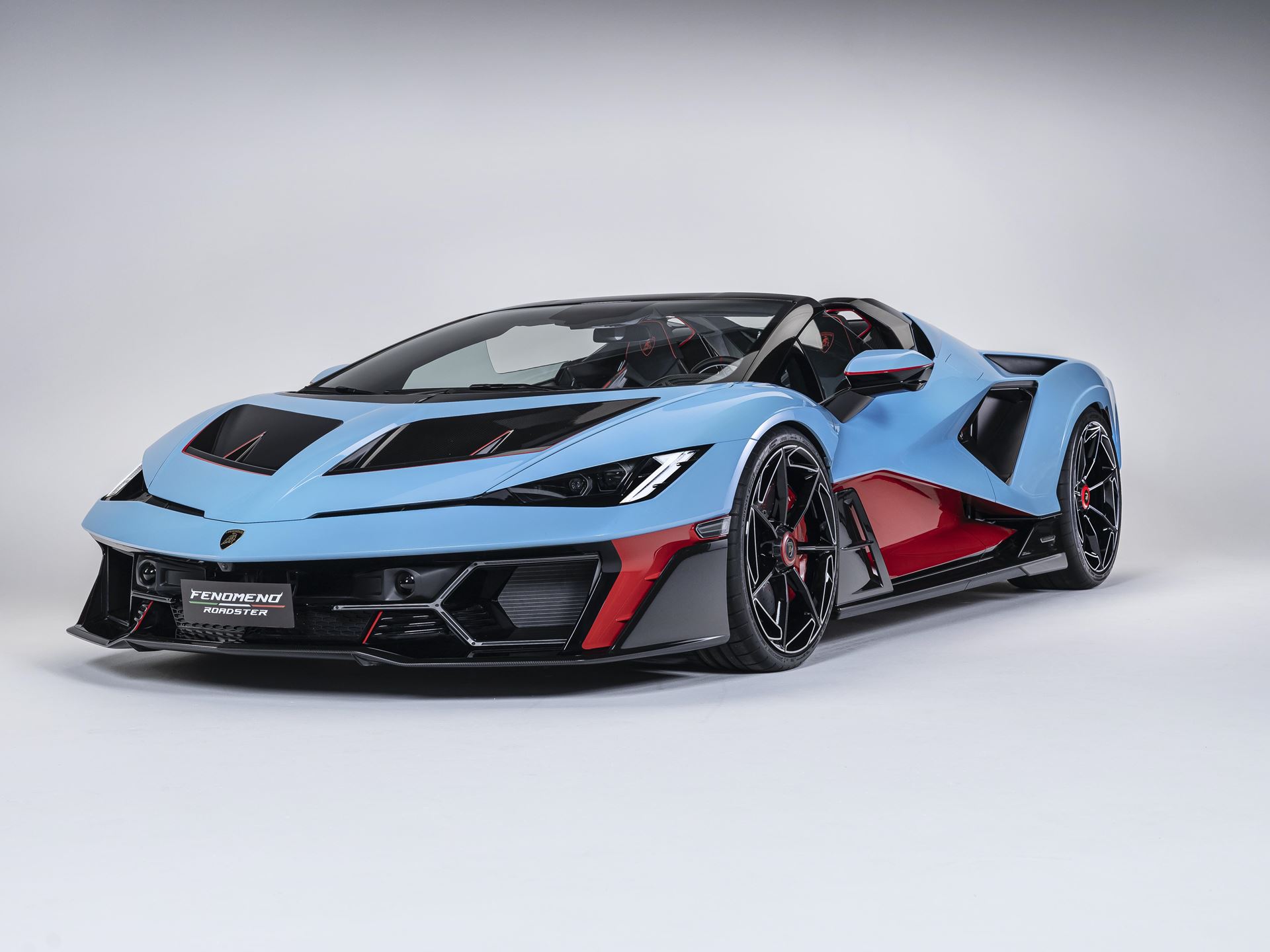 Fenomeno Roadster Studio
