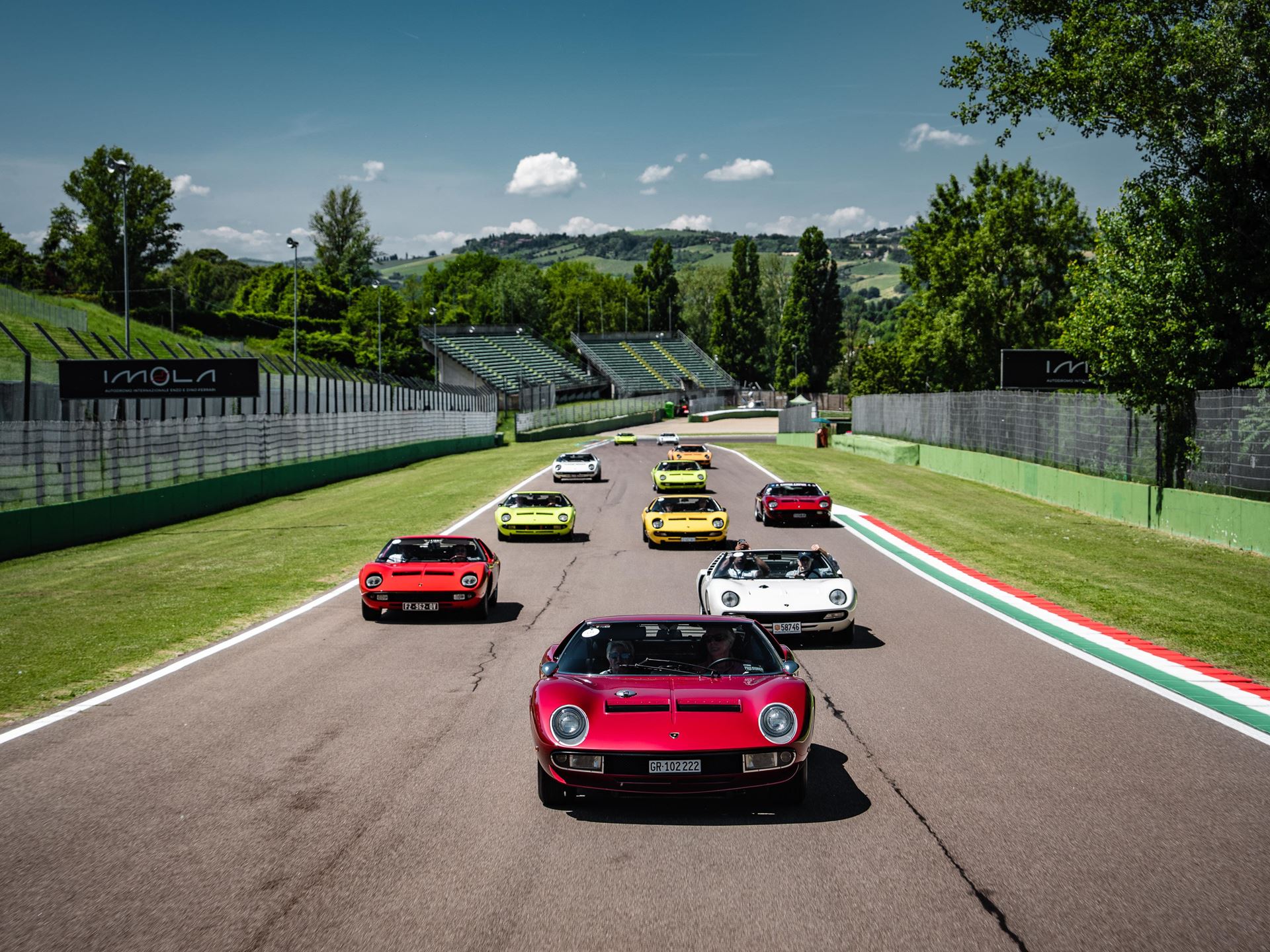 Lamborghini Miura Tour
