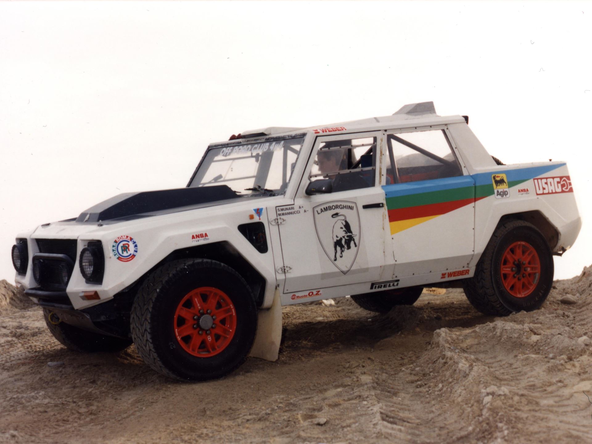 40th LM002