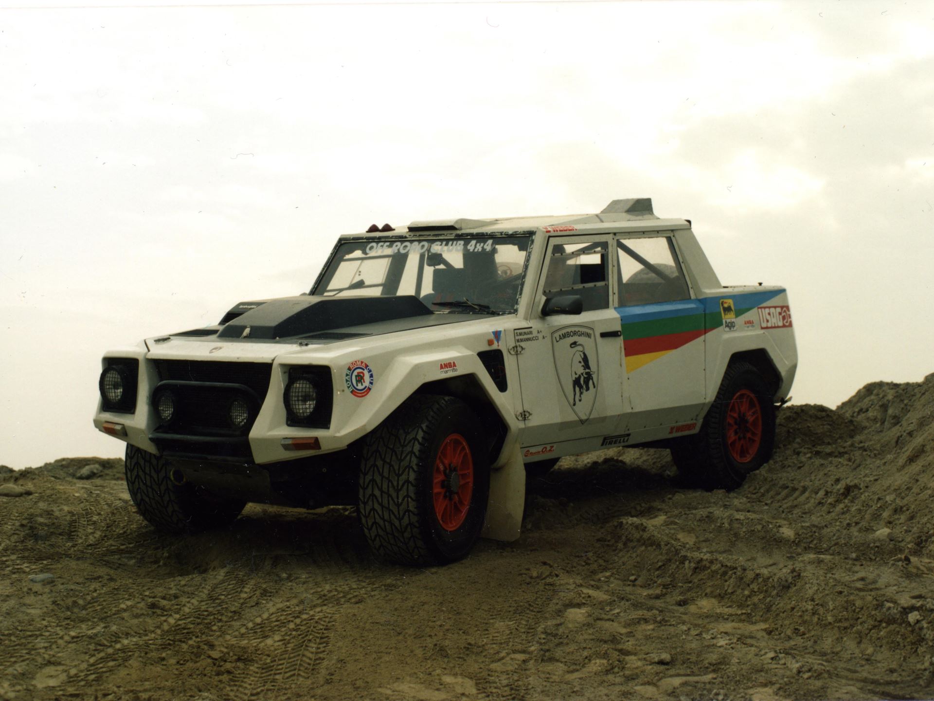40th LM002