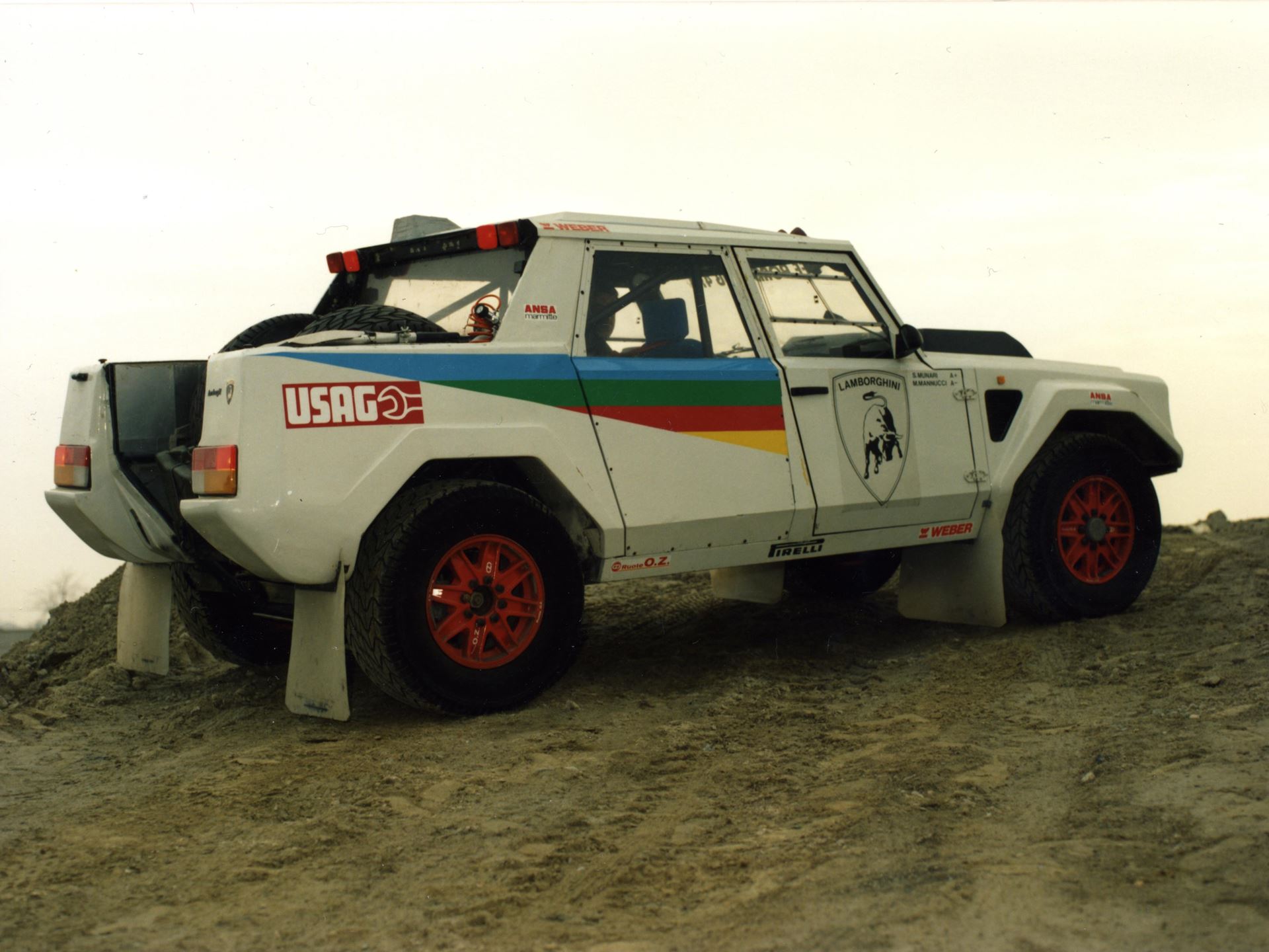 40th LM002