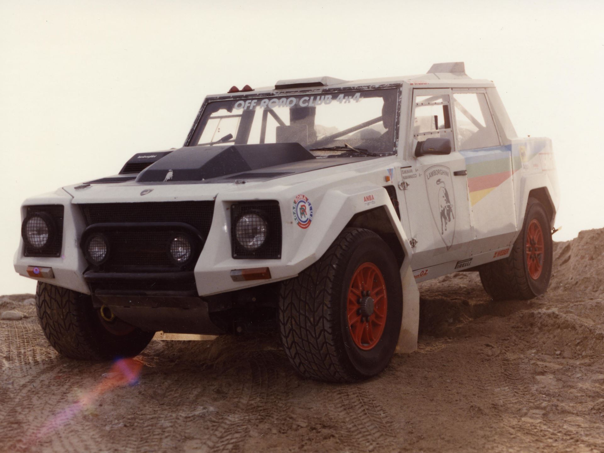 40th LM002