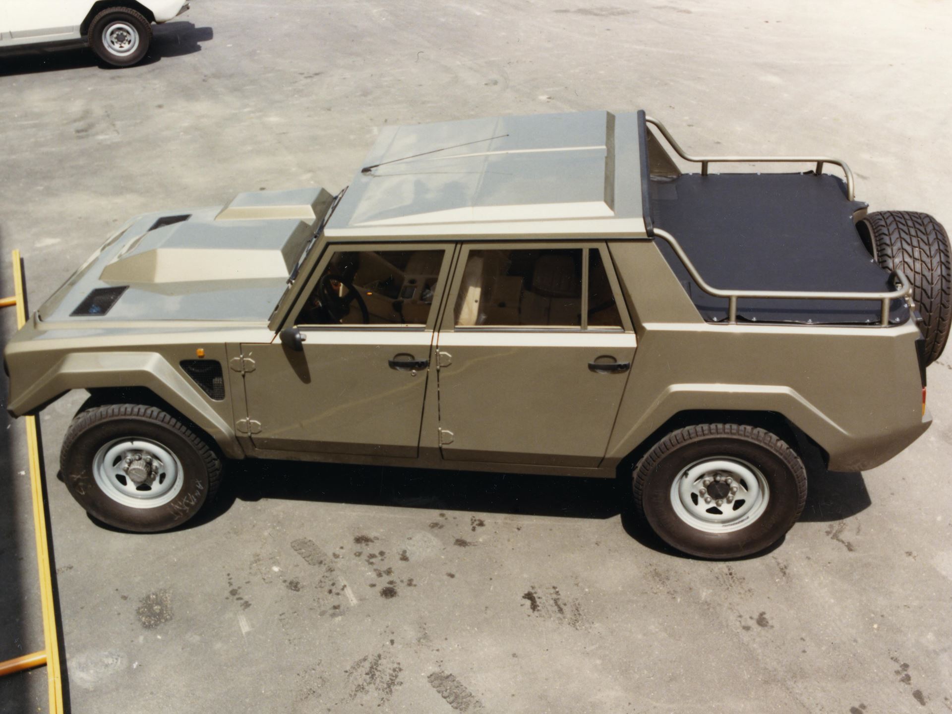 40th LM002 Copyright holders of this assets are welcome to contact Automobili Lamborghini S P A regarding any omission