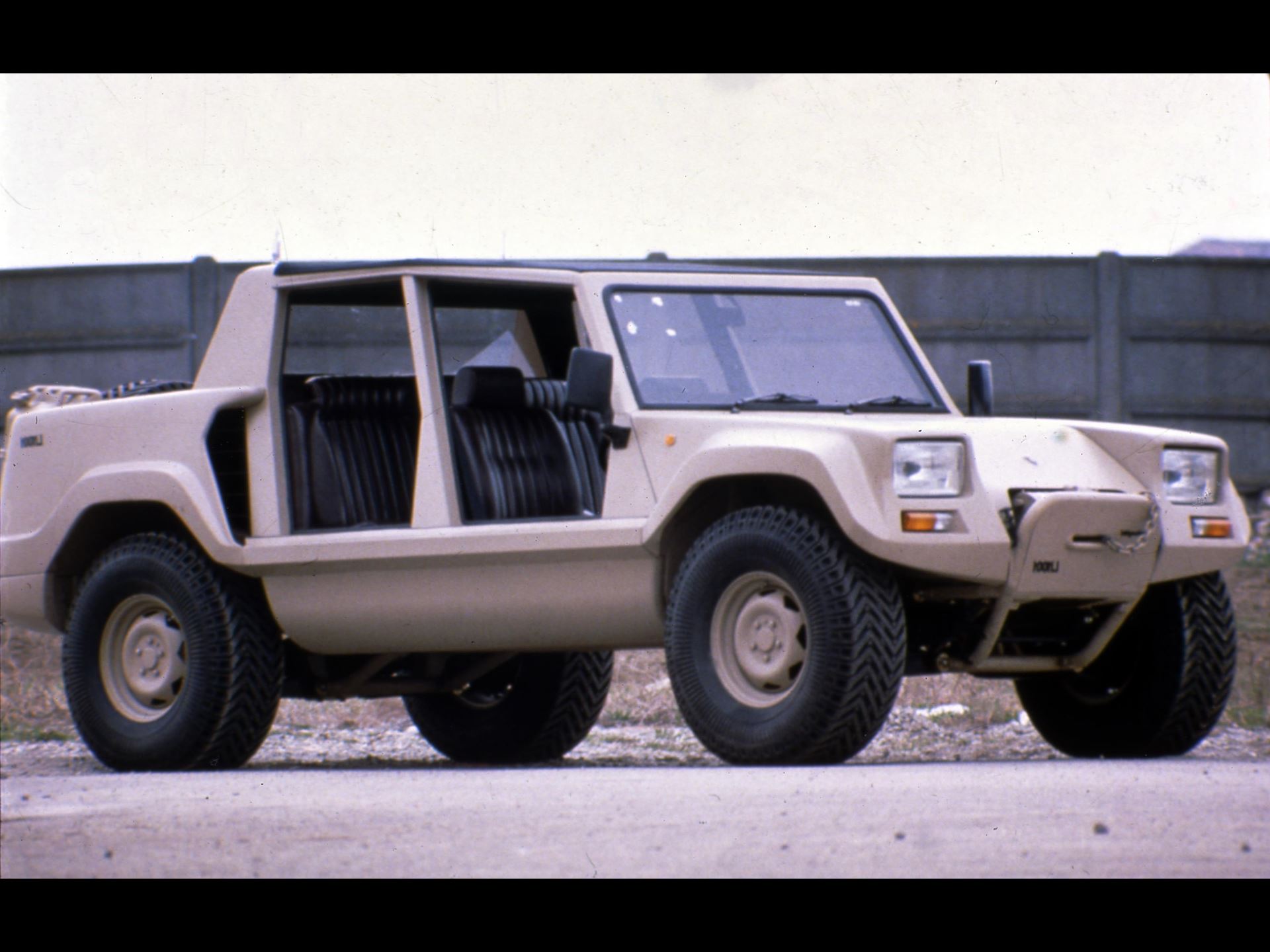 Cheetah 40th LM002 Copyright holders of this assets are welcome to contact Automobili Lamborghini S P A regarding a