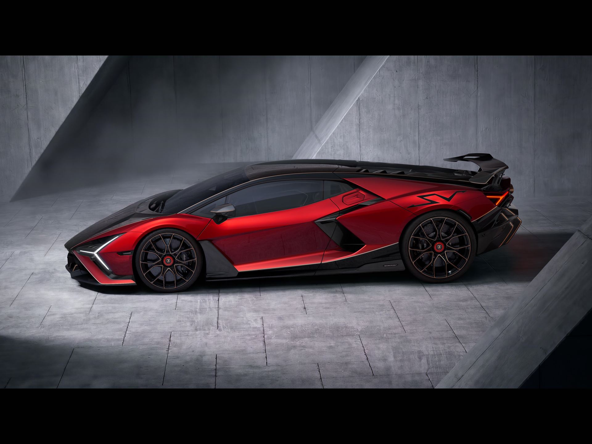 Revuelto SV